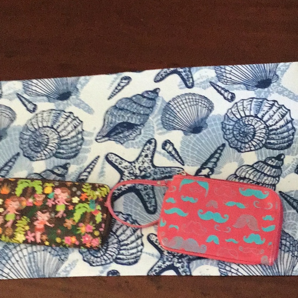 2cute and adorable ristlest